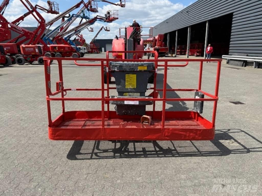 JLG 660 SJ 伸縮臂高空作業車