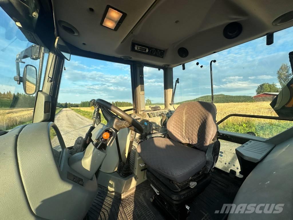 Valtra 6850 曳引機