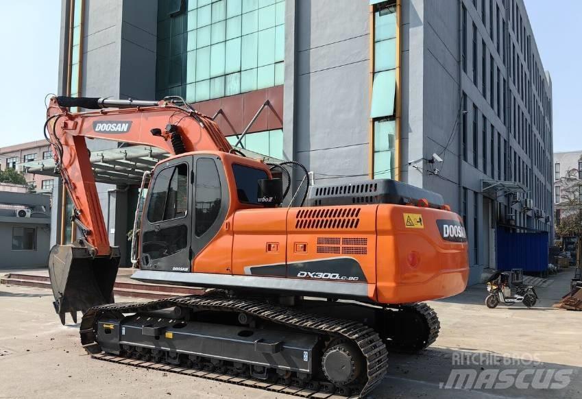 Doosan DX300 履帶式 挖土機/掘鑿機/挖掘機