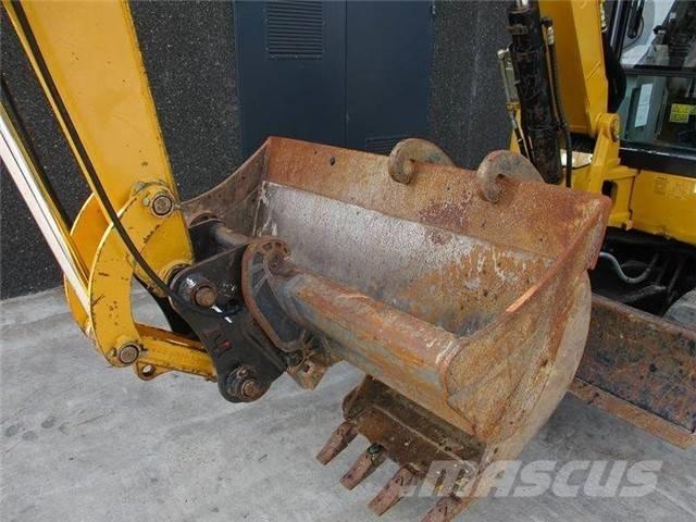CAT 305.5 小型挖土機/掘鑿機<7t(小型挖掘機)