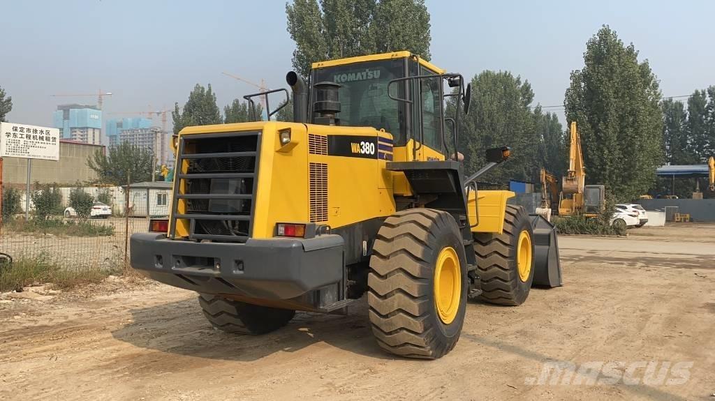 Komatsu WA 380-6 輪胎式裝載機