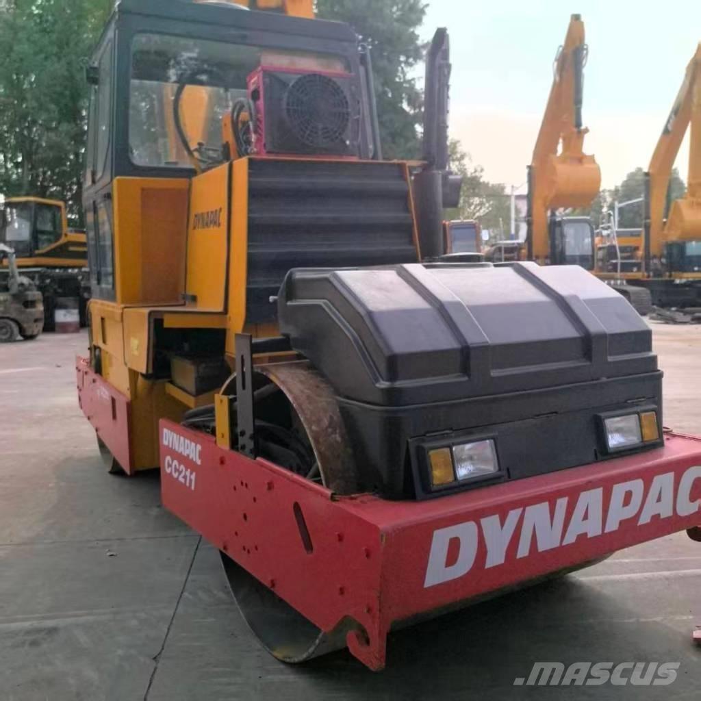 Dynapac CC 211 雙輪滾壓機