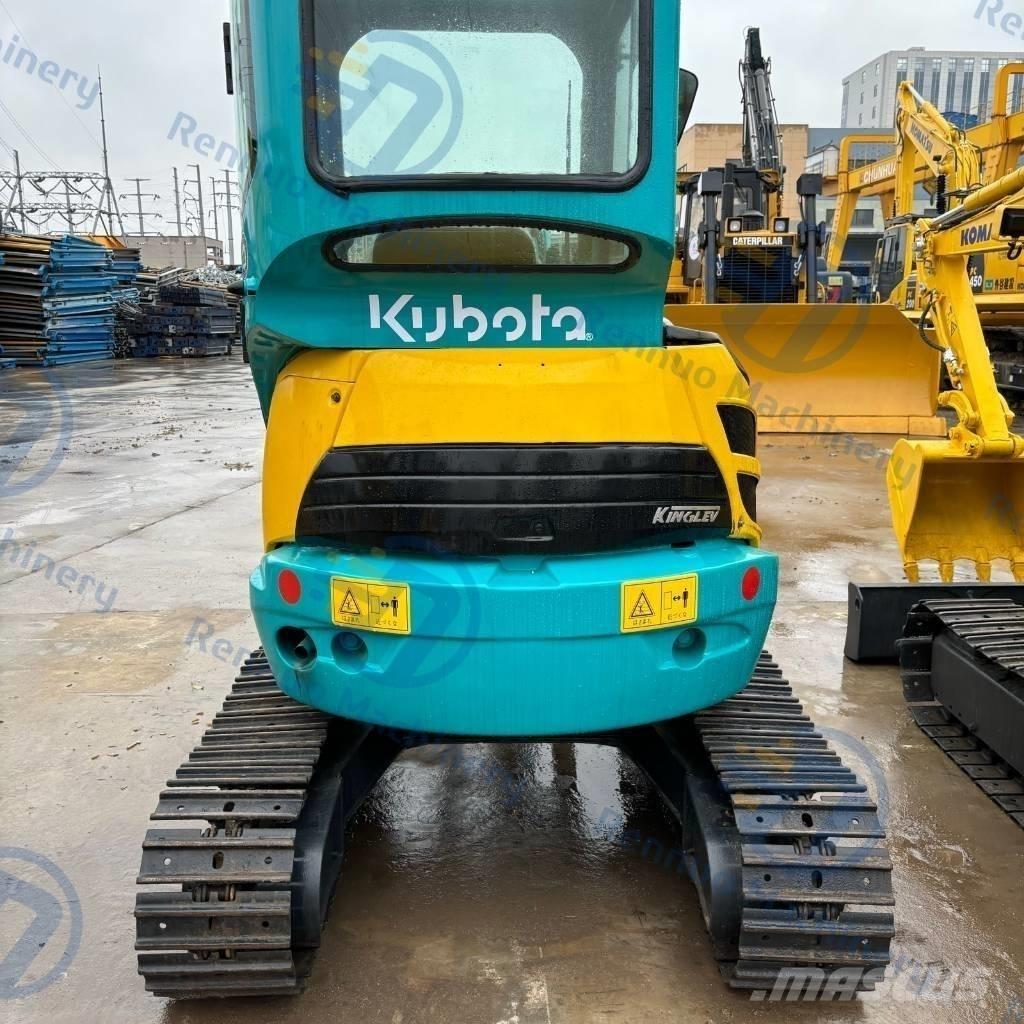 Kubota U 30 小型挖土機/掘鑿機<7t(小型挖掘機)