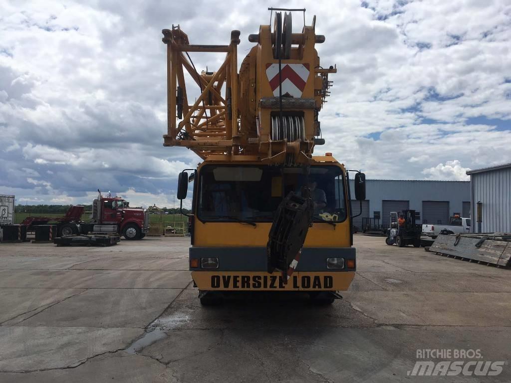 Liebherr LTM 1090 全路面起重機/吊車