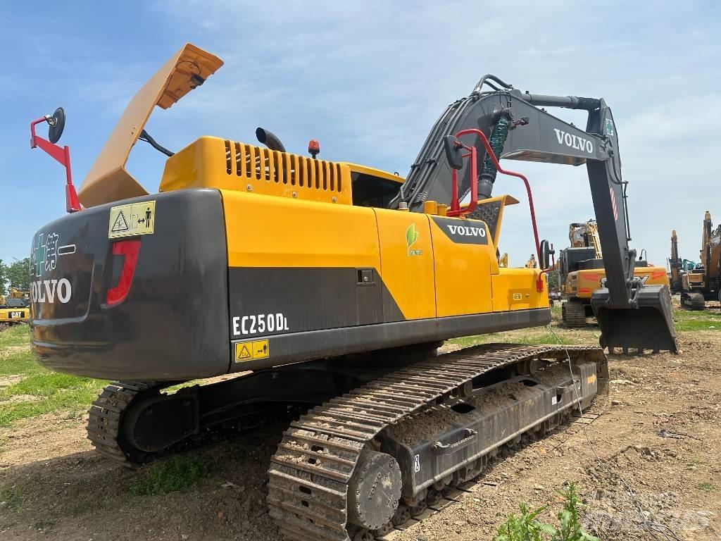 Volvo EC250D 履帶式 挖土機/掘鑿機/挖掘機