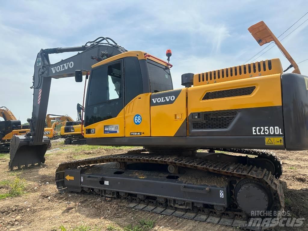 Volvo EC250D 履帶式 挖土機/掘鑿機/挖掘機