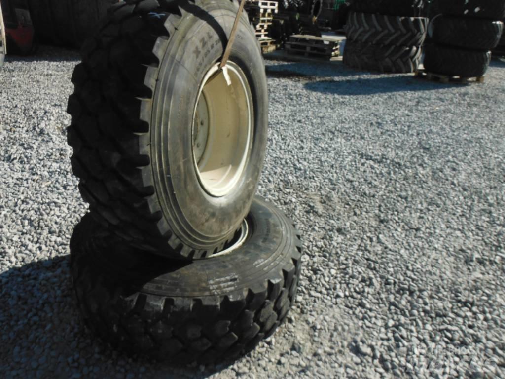 Michelin 365/85R20 輪胎、車輪和輪圈