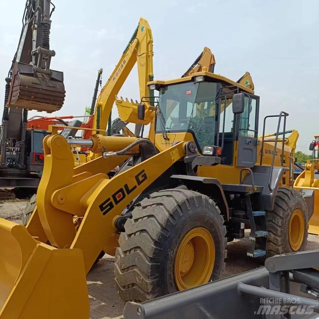 SDLG 956F 輪胎式裝載機