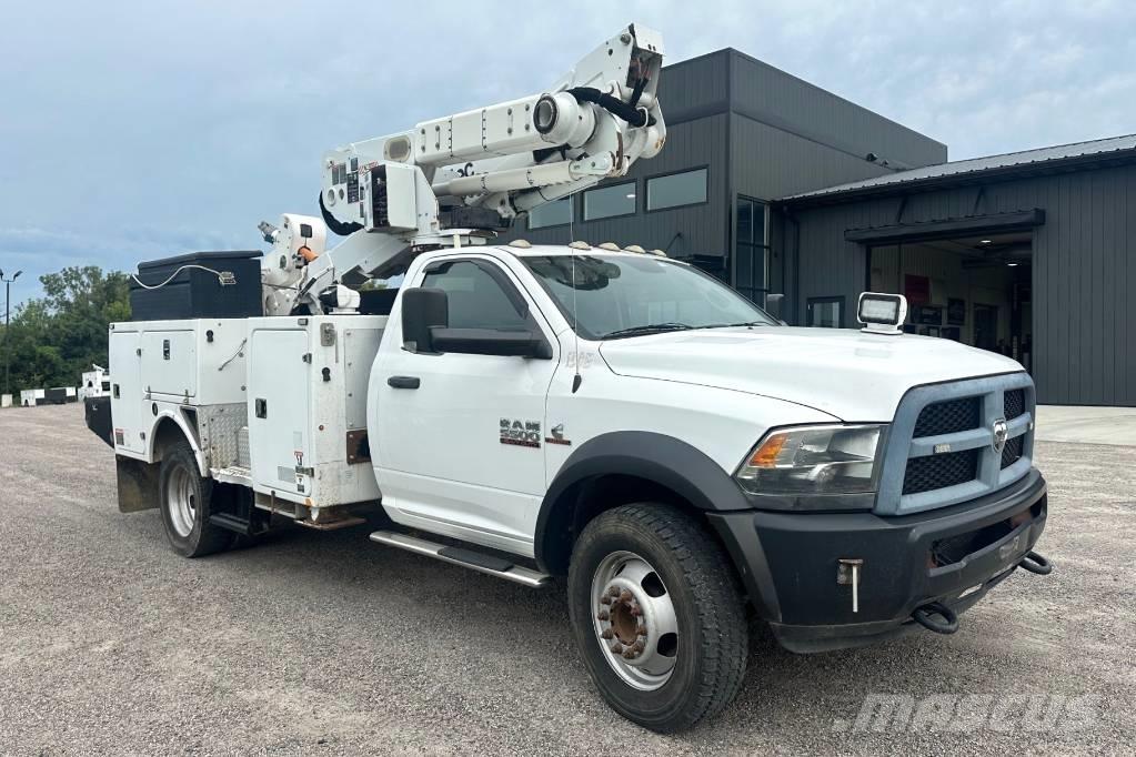 RAM 5500 TRADESMAN 卡車裝載高空作業車