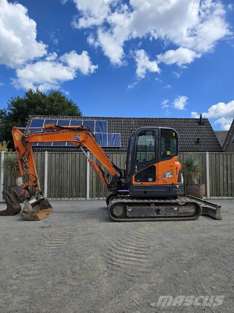 Doosan DX 62 R 小型挖土機/掘鑿機<7t(小型挖掘機)