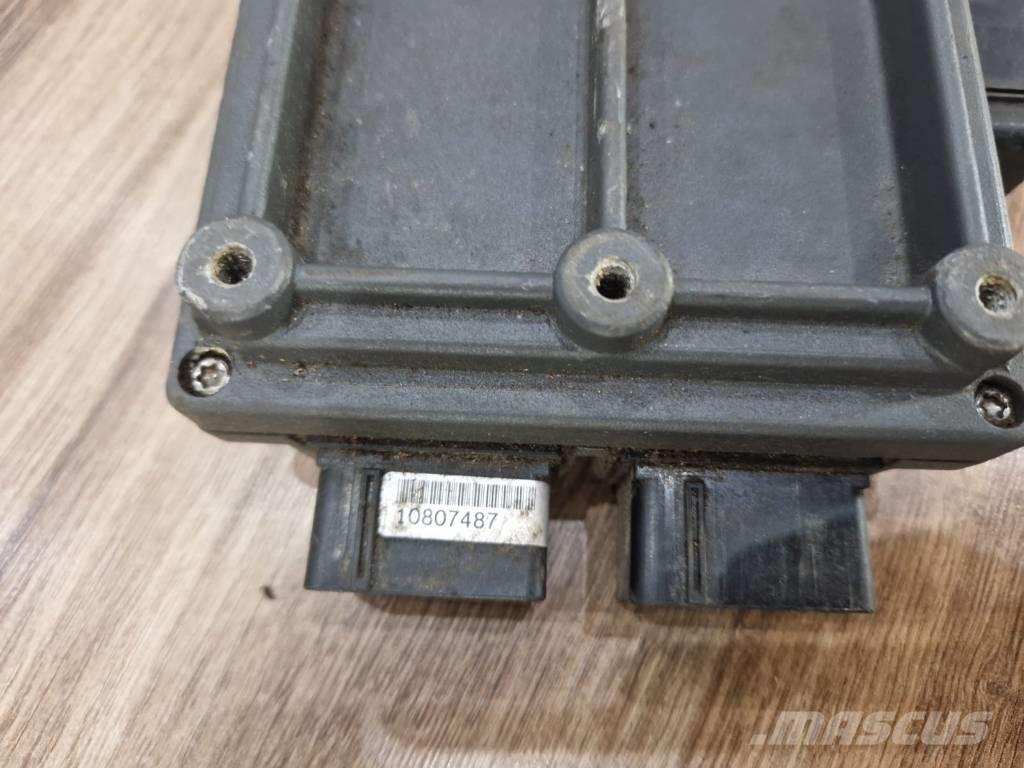 Ponsse 1631675 電子設備