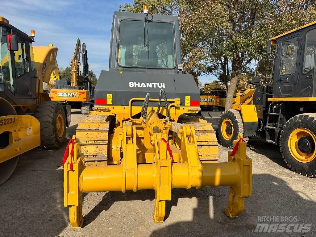 Shantui SD 16 履帶推土機