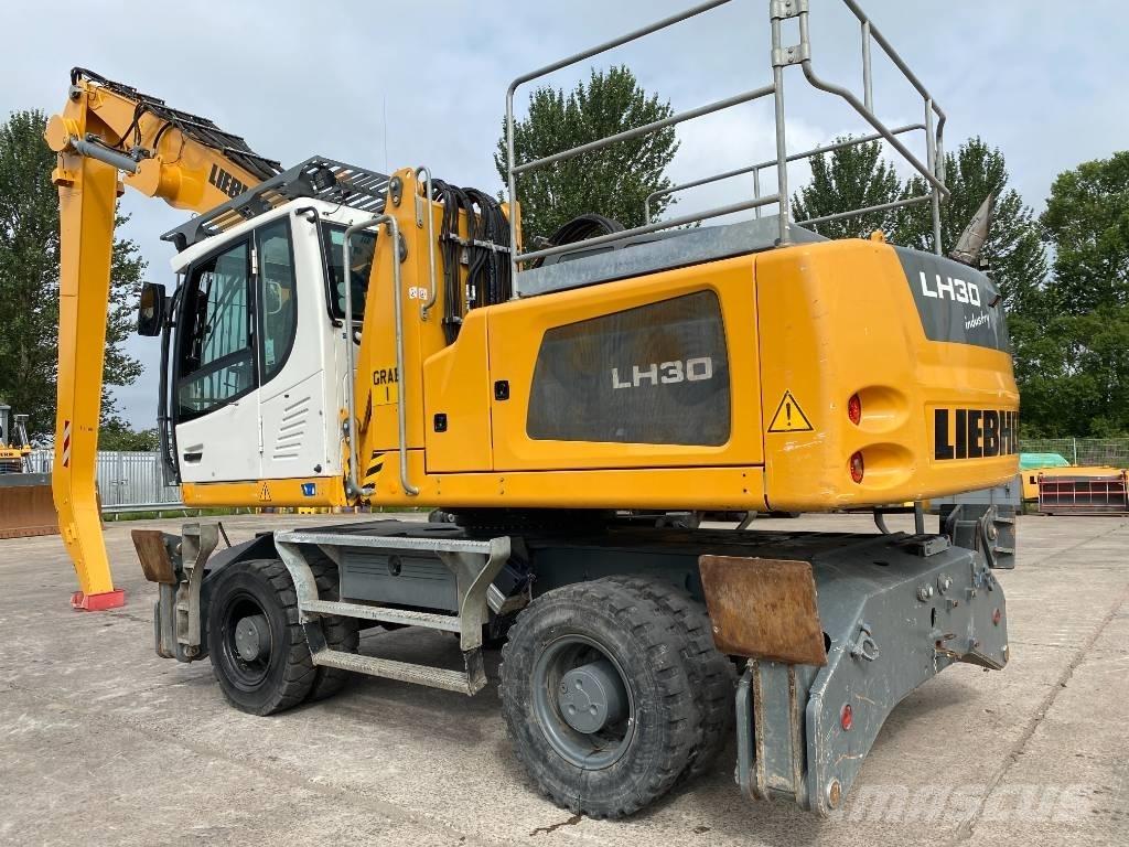 Liebherr LH 30 M 廢棄物/工業用操作車