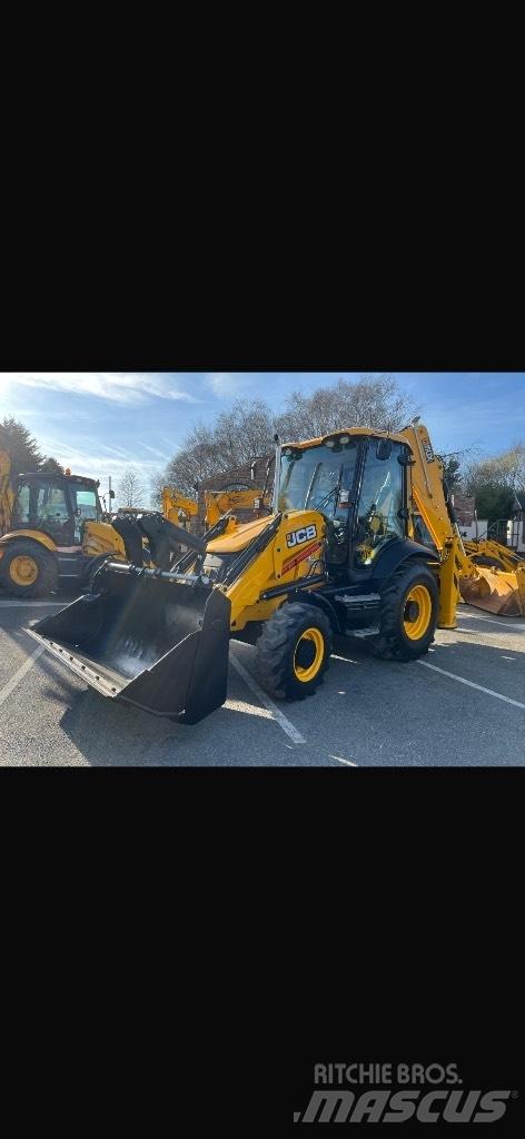 JCB 3CX 反鏟裝載機
