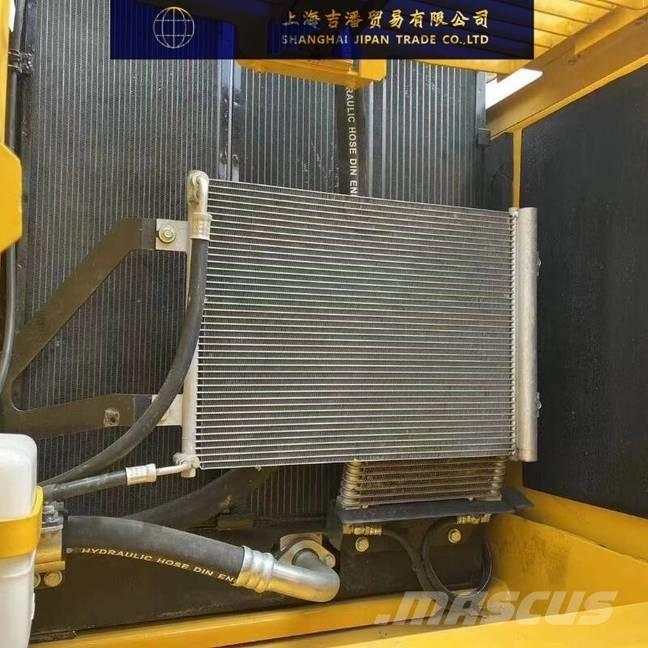 Komatsu PC 220 履帶式 挖土機/掘鑿機/挖掘機