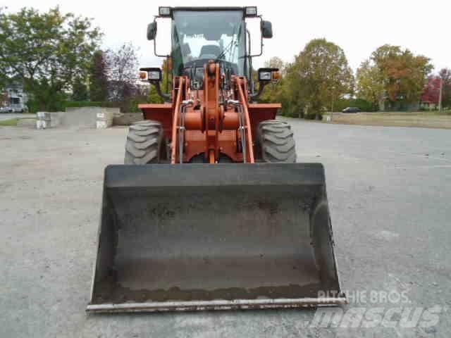 Hitachi ZW 120-6 輪胎式裝載機