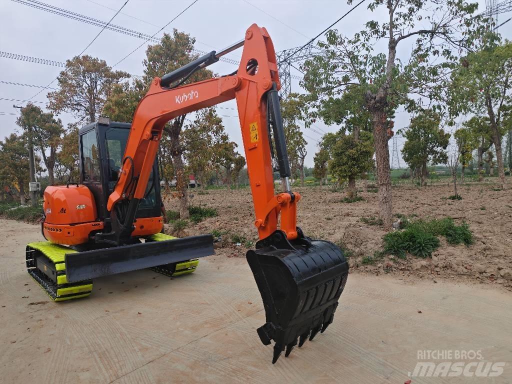 Kubota U 55-4 小型挖土機/掘鑿機<7t(小型挖掘機)