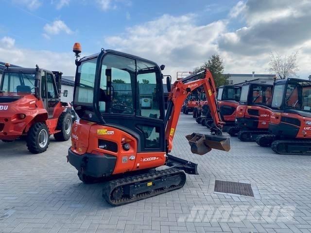 Kubota KX 019-4 小型挖土機/掘鑿機<7t(小型挖掘機)