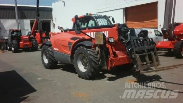 Manitou MT1440 伸縮臂操作車