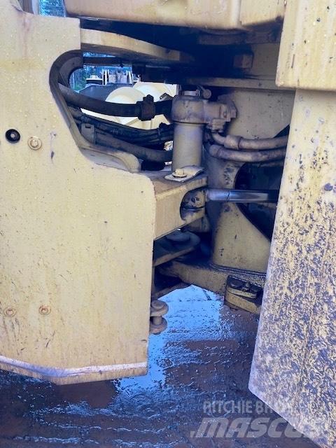 CAT 966 F II 輪胎式裝載機