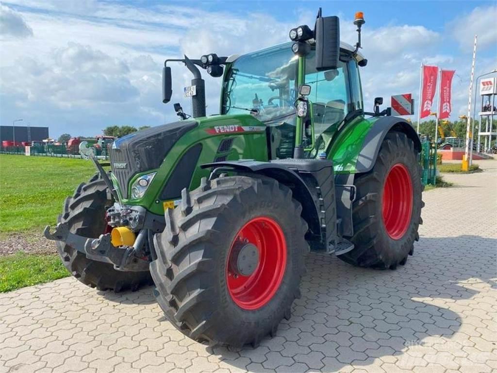 Fendt 724 PROFI+ 曳引機