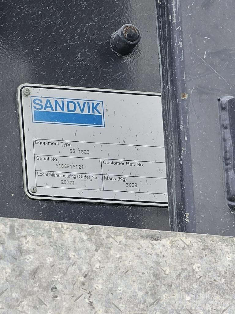 Sandvik UH 640 移動式壓碎機