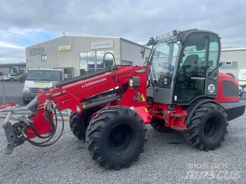 Weidemann 3080T 伸縮臂操作車