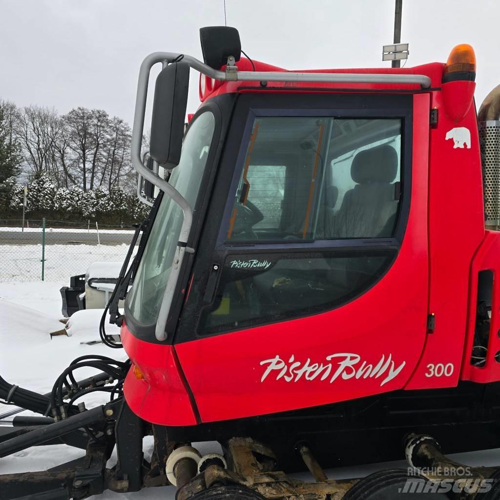 Kässbohrer PB 300 鏟雪車