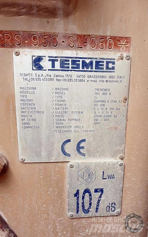Tesmec TRS950 掘溝機