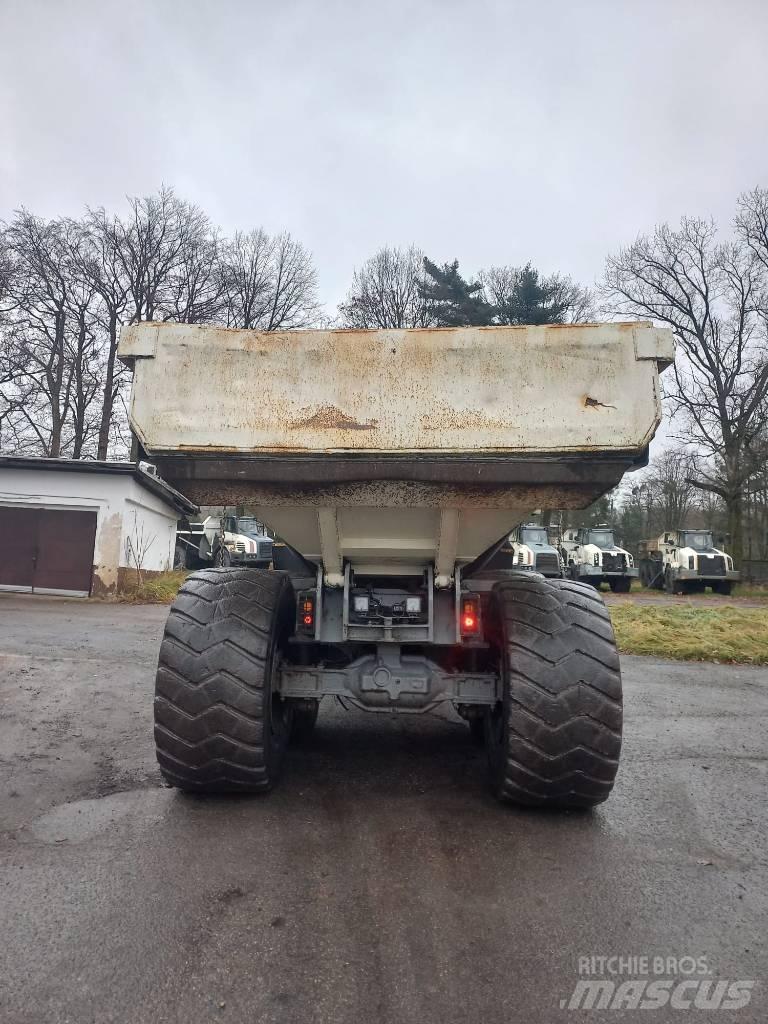 Terex TA 300 鉸接式起吊車