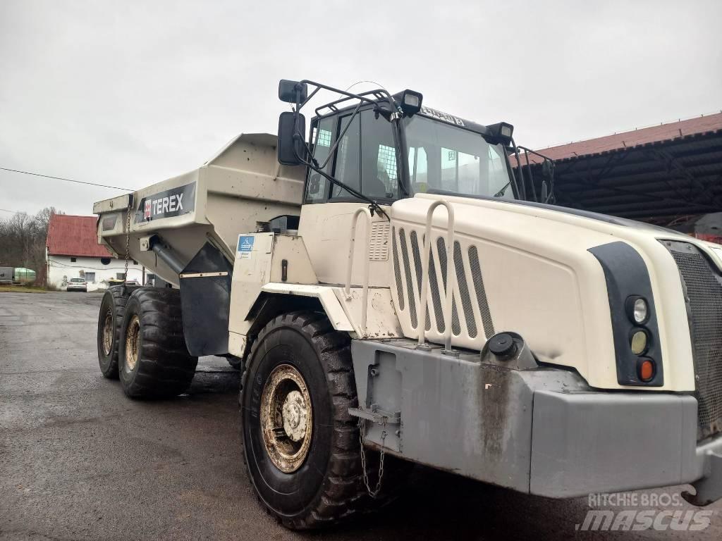 Terex TA 300 鉸接式起吊車