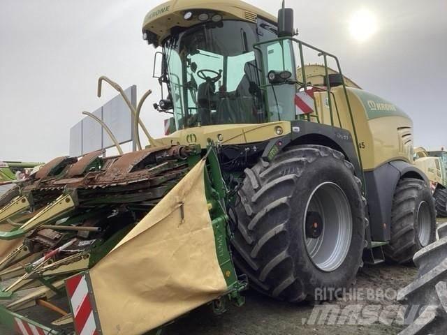 Krone BIG X 580 自走式飼料採集機