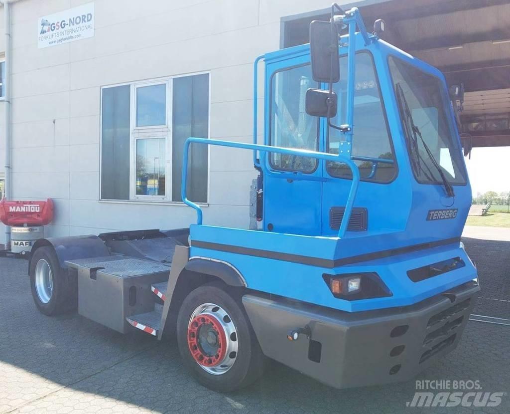 Terberg YT 182 終端式曳引機