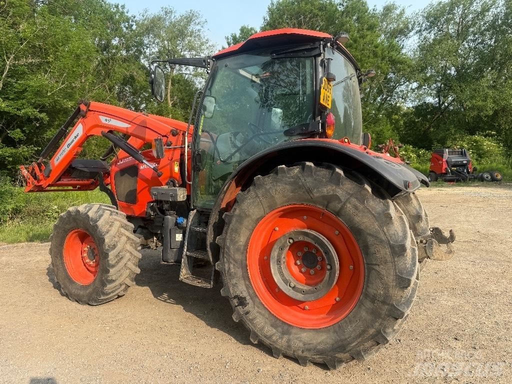 Kubota M 135 GX 曳引機