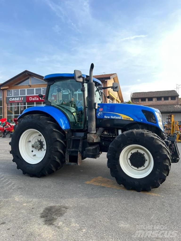 New Holland T 7060 曳引機