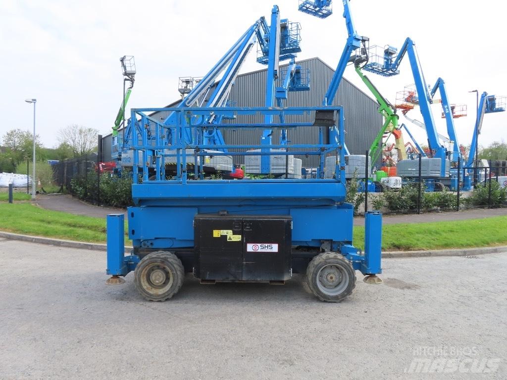Genie GS 3369 RT 剪式升降機