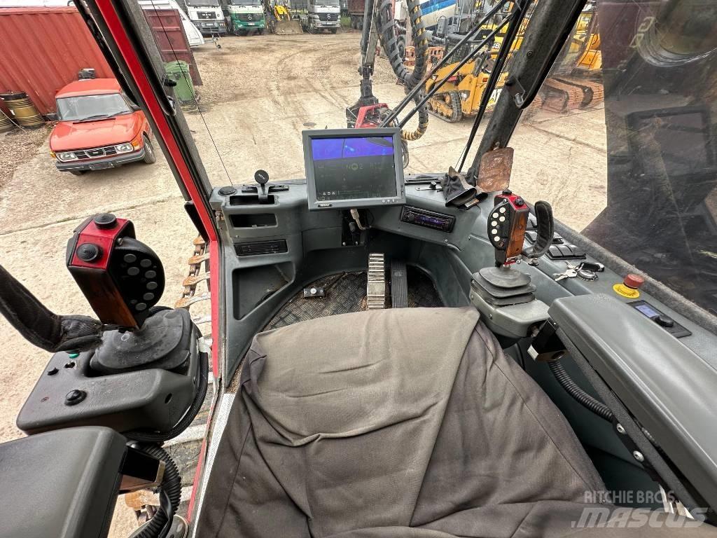 Valmet 911.4 收穫機