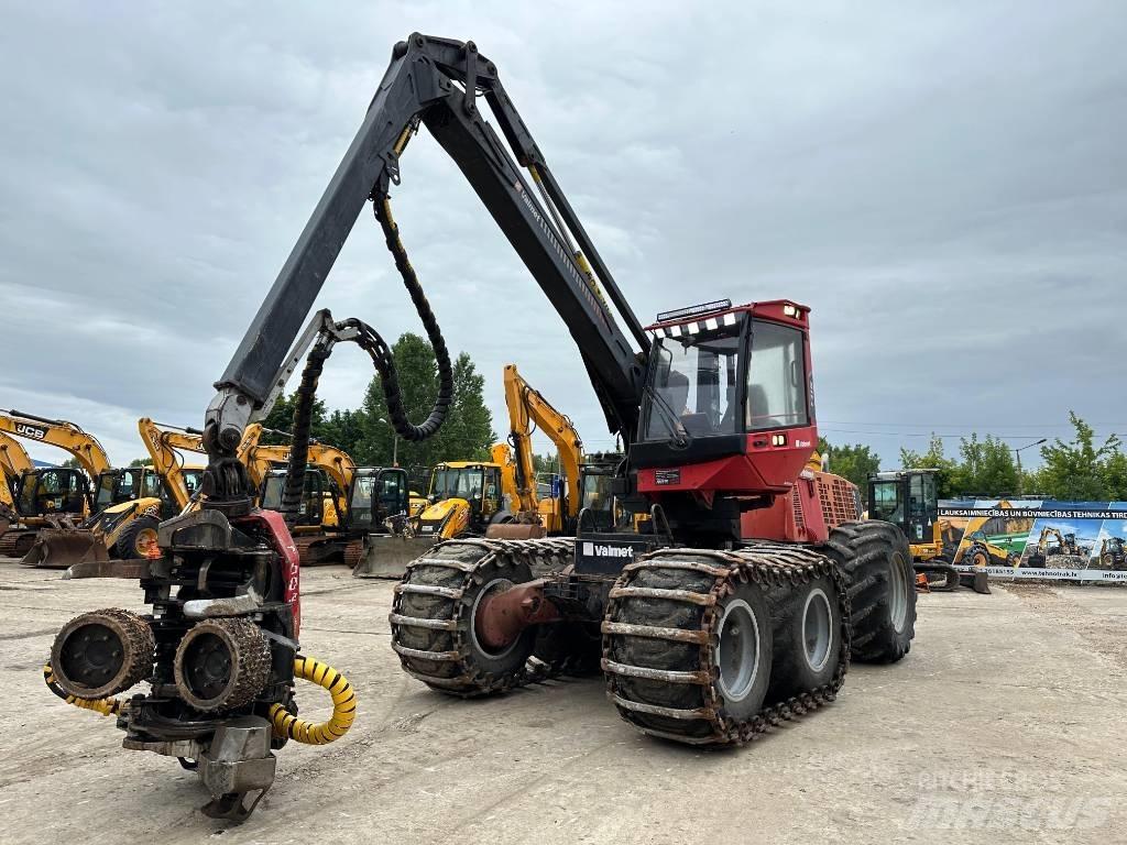 Valmet 911.4 收穫機