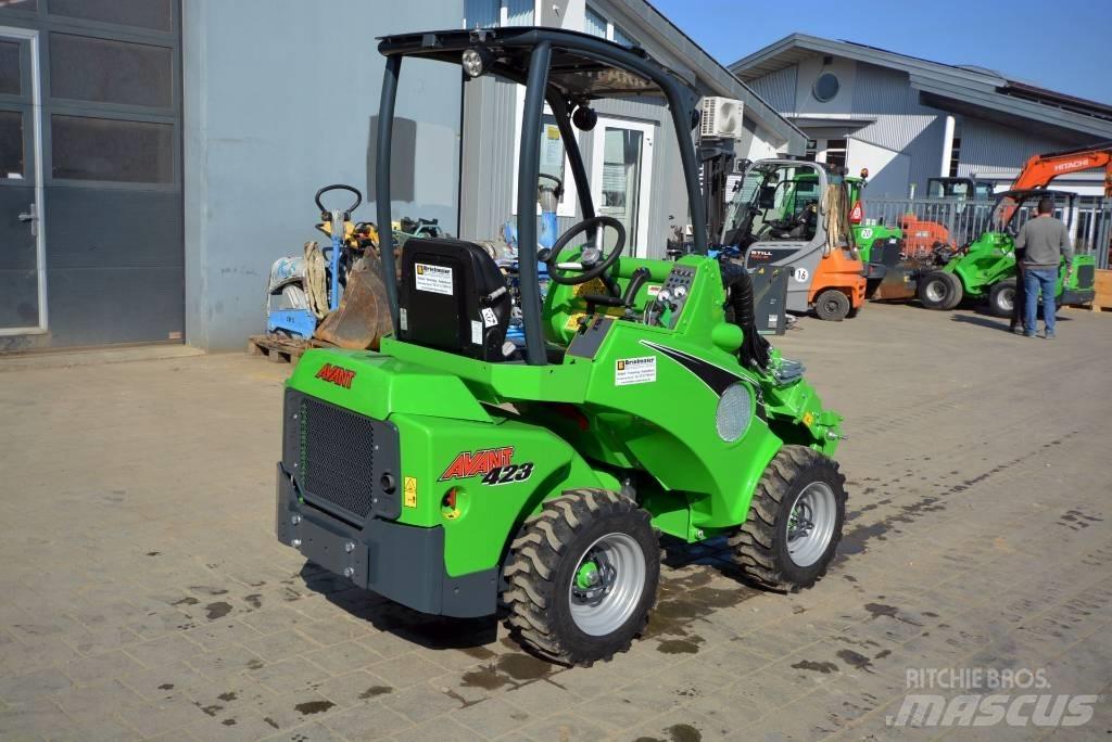 Avant 423 小型裝載機
