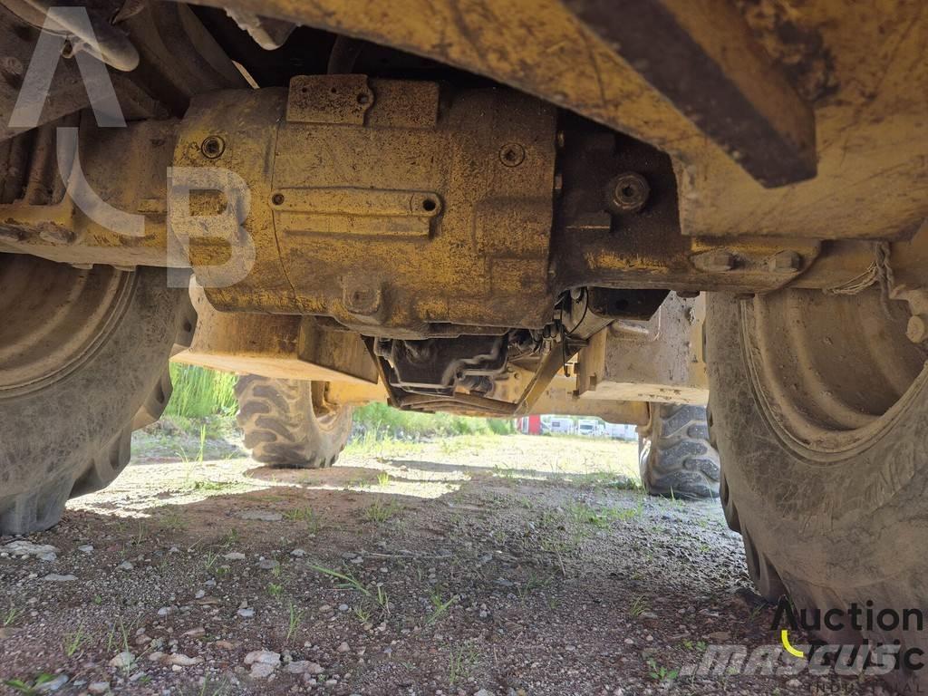 CAT 416 E 反鏟裝載機