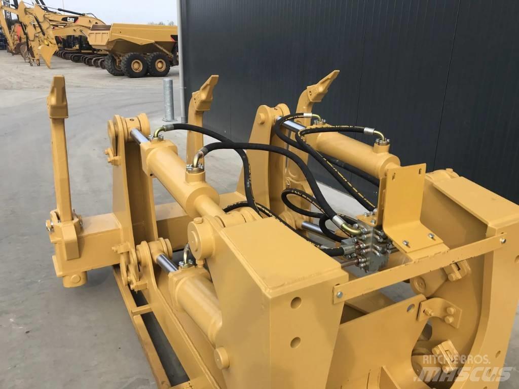 CAT D7R 鬆土機