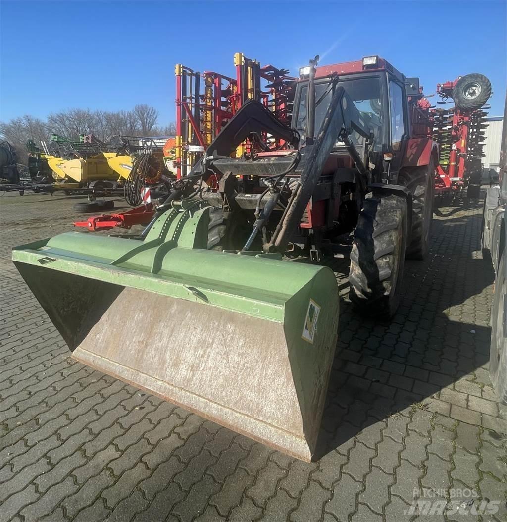Case IH 856 XL 曳引機