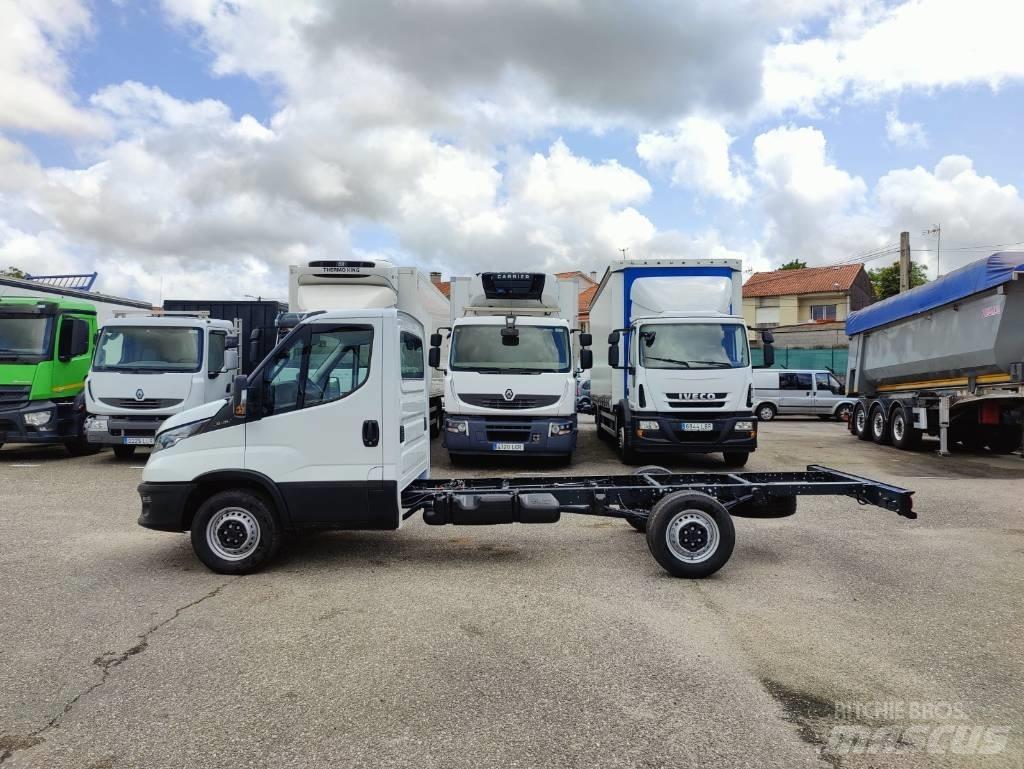 Iveco DAILY 35S16 商用底盤車