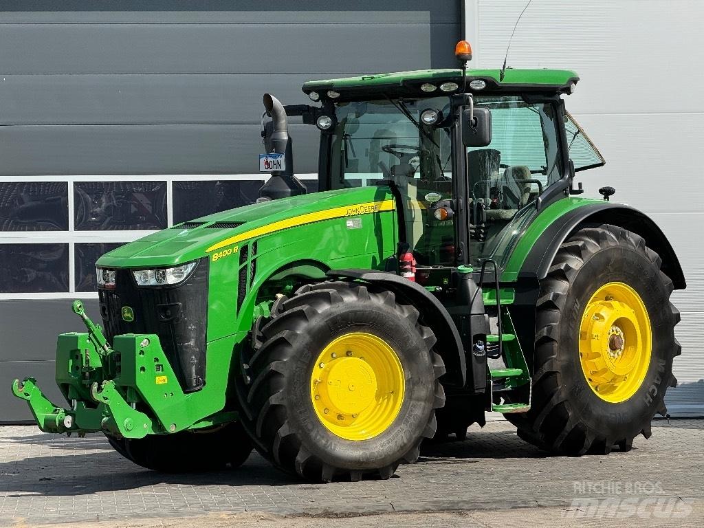 John Deere 8400 R 曳引機