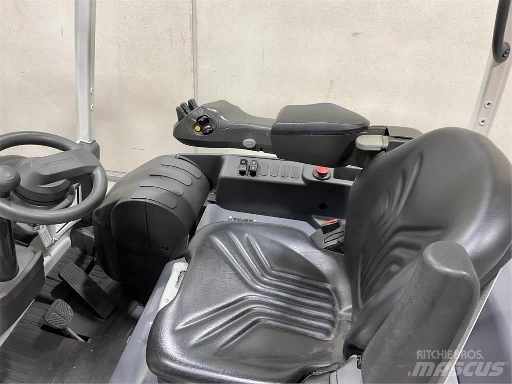 Nissan TX3-16 電動堆高機