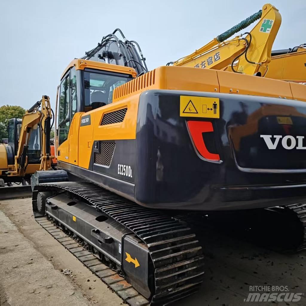 Volvo 250DL 履帶式 挖土機/掘鑿機/挖掘機