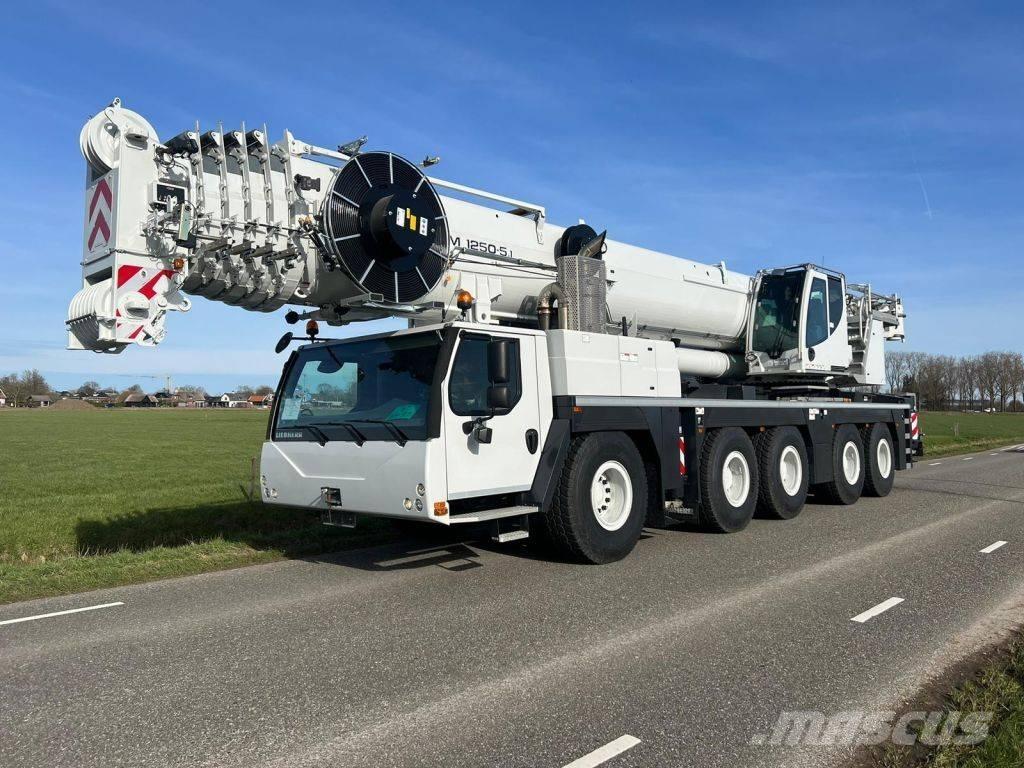Liebherr LTM1250-5.1 全路面起重機/吊車