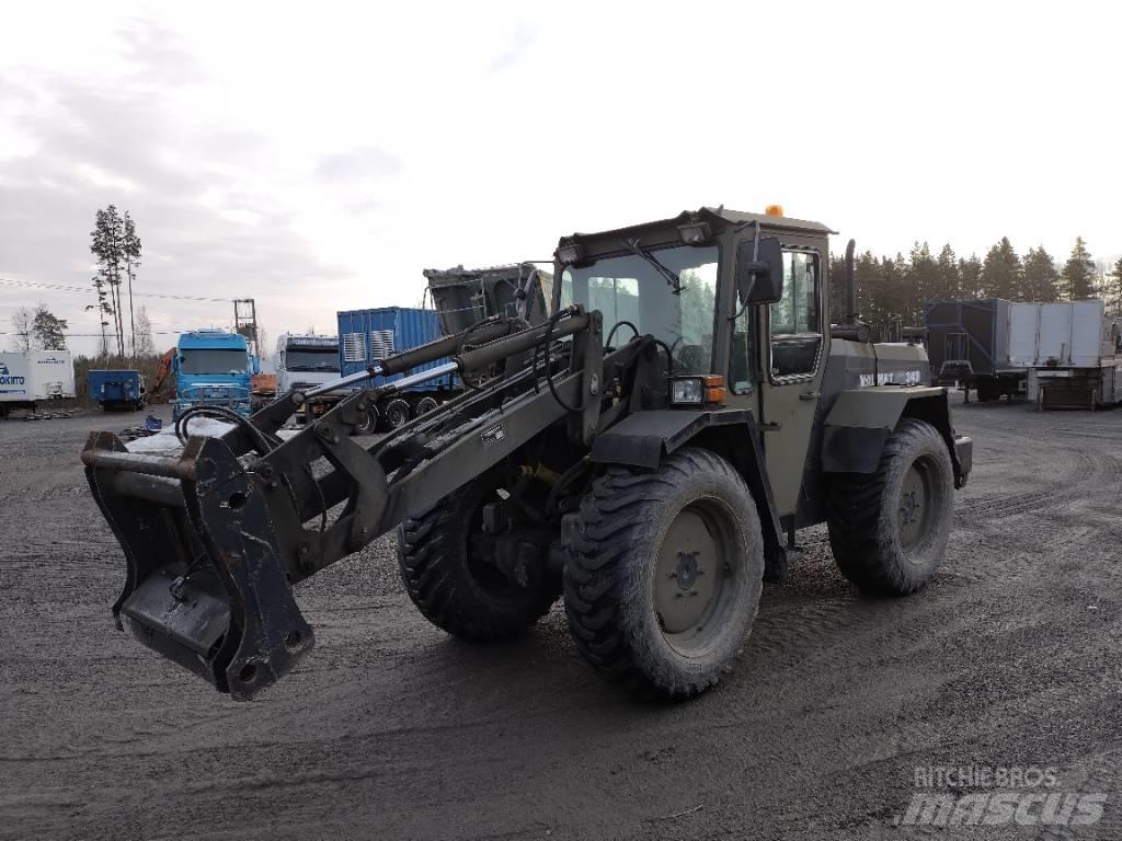 Valmet 643 小型裝載機