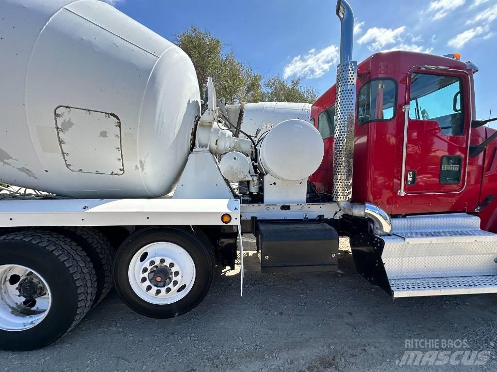 Kenworth W 900 其他貨車