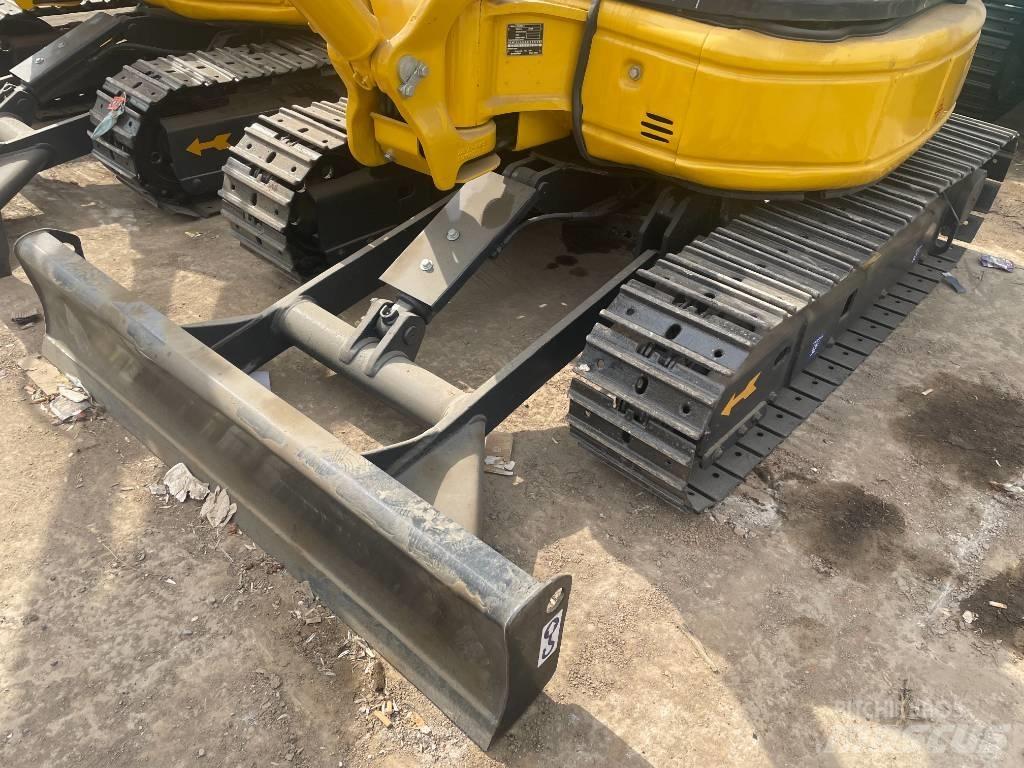 Komatsu PC 30 小型挖土機/掘鑿機<7t(小型挖掘機)
